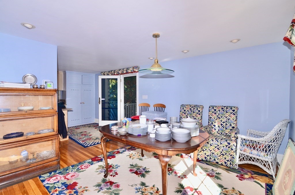 42 Smith Road Hingham, MA 02043 - Photo 17 of 28 Gallery Image 17