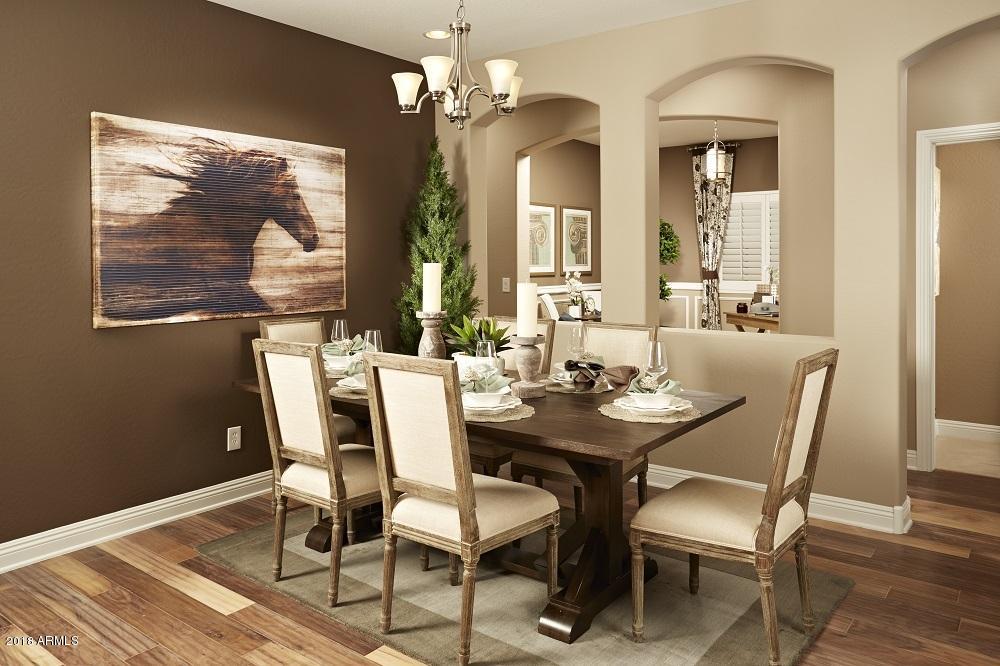 DiningRoom