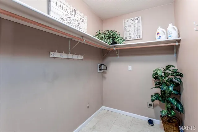 $279,900 | 55 Bridgewater Lane, Unit B, Highland, IL 62249