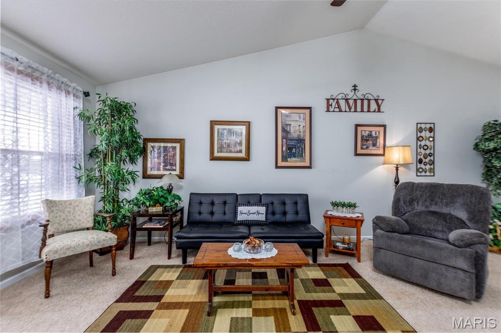 55 Bridgewater Lane, Unit B Highland, IL 62249 - Photo 3 of 26