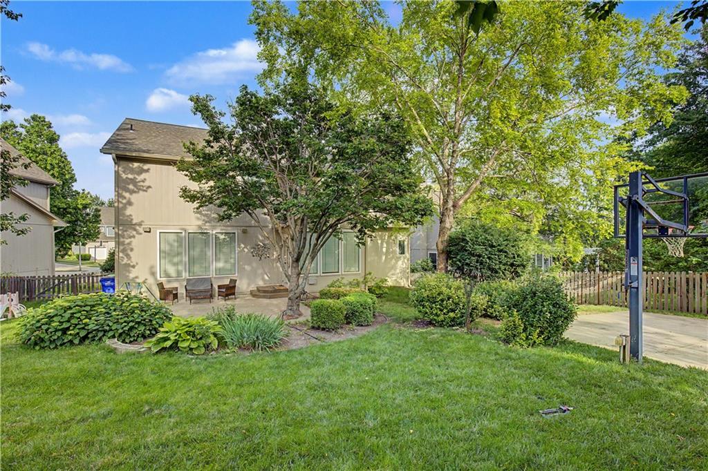 7228 Widmer Road Shawnee, KS 66216 - Photo 41 of 46
