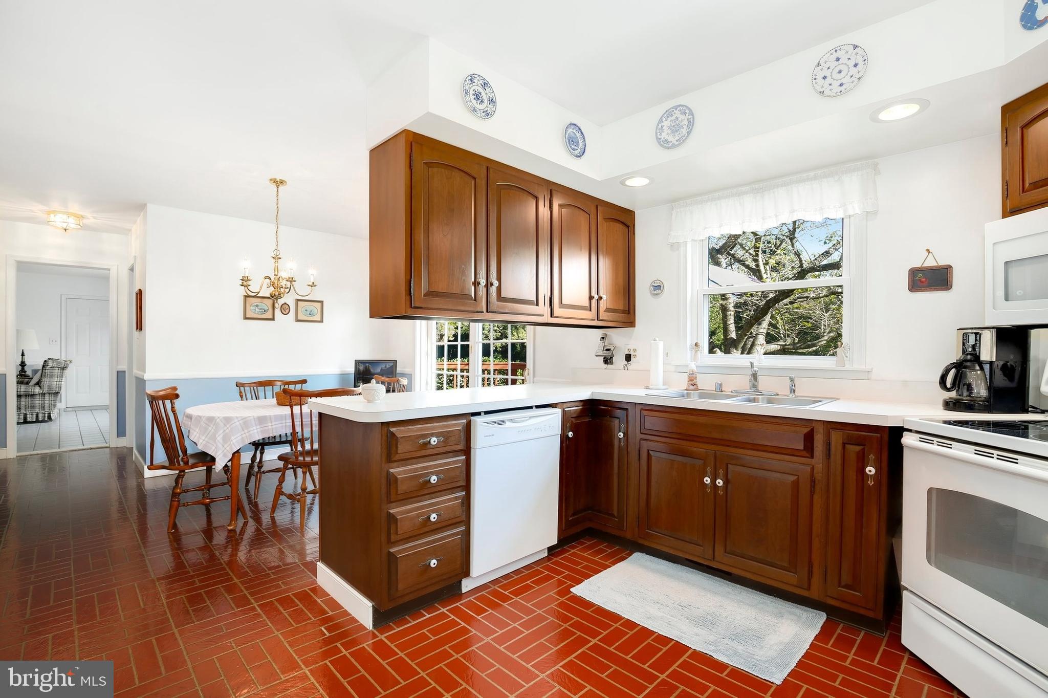 16352 Frederick Road Woodbine, MD 21797 - Photo 9 of 41 Gallery Image 9