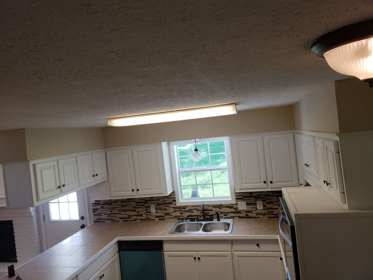1211 Rockingham Drive Clinton, MS 39056 - Photo 2 of 18 Photo 2