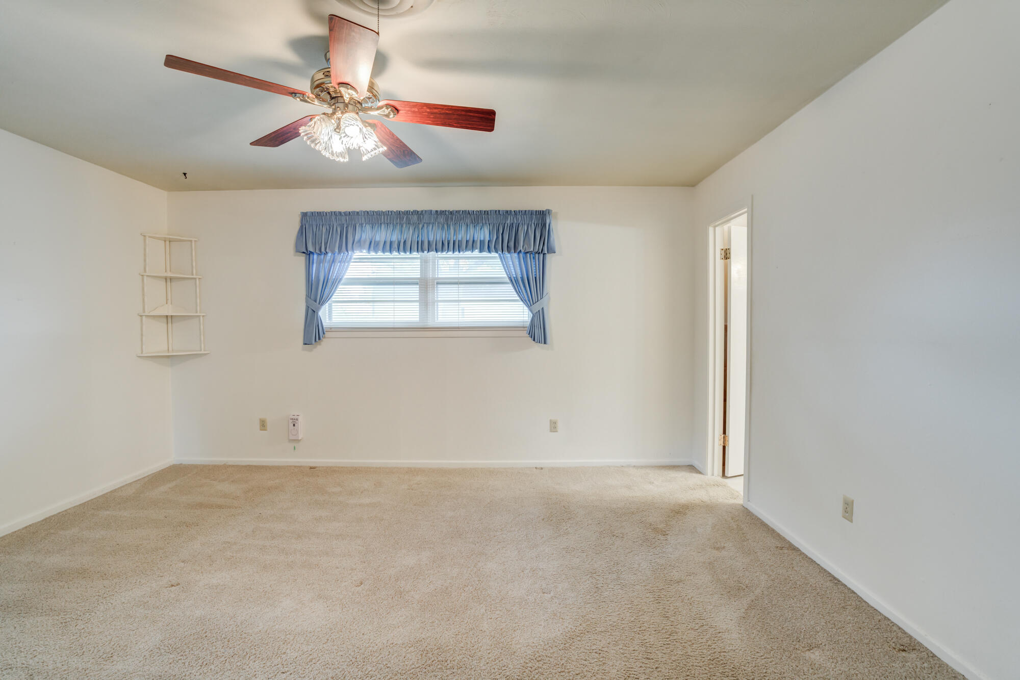 2302 55th Street Lubbock, TX 79412 - Photo 32 of 44 2302-55th-St_Lubbock-TX_19