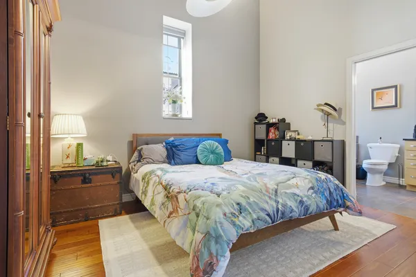 $250,000 | 212 North Center Street, Unit 205, Bloomington, IL 61701