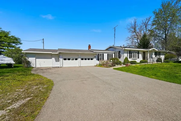 $280,000 | 195 North 1075 West, Angola, IN 46703