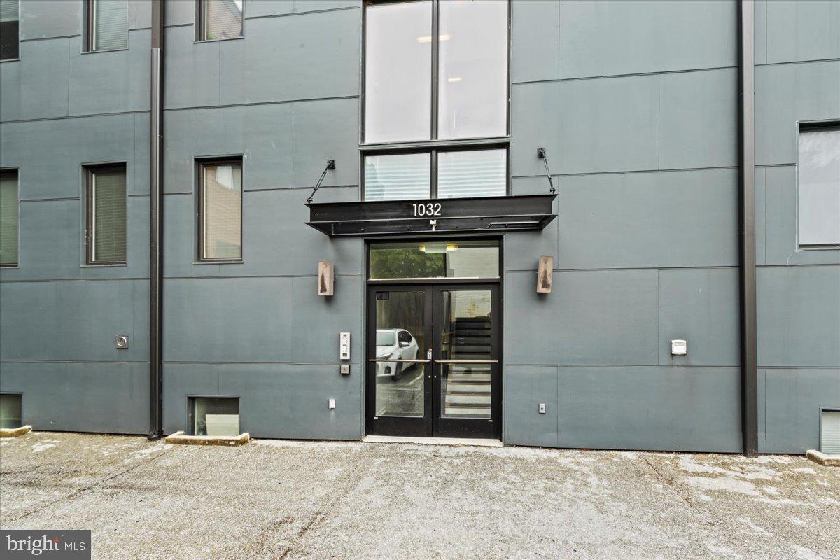 a view of a entrance to house