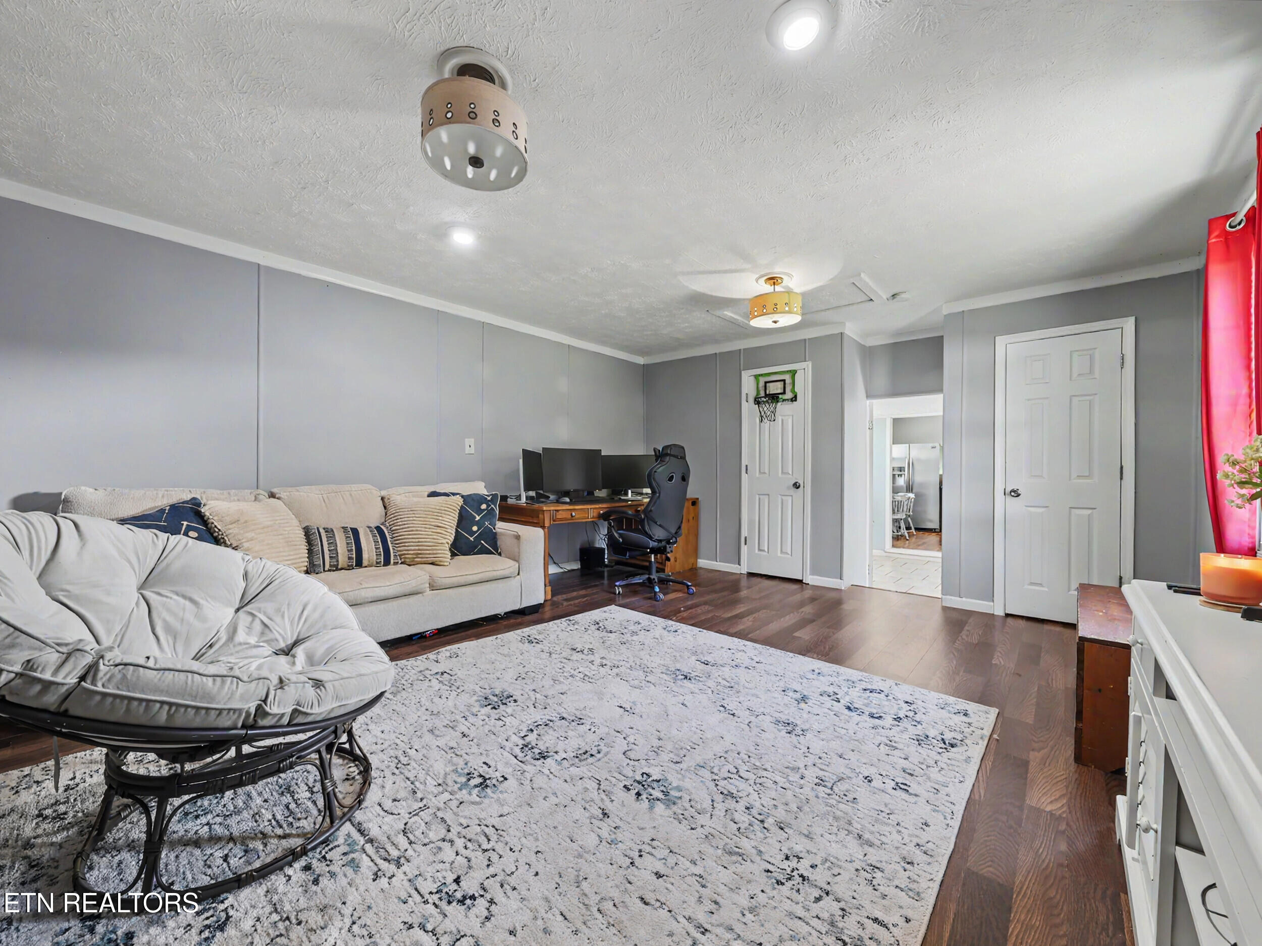 848 Lakeshore Road Talbott, TN 37877 - Photo 23 of 51 Family room