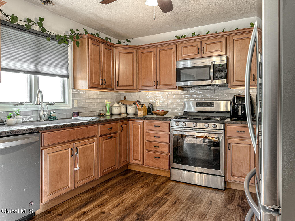 3 Fox Farm Road Queensbury, NY 12804 - Photo 17 of 79 IMG_2351