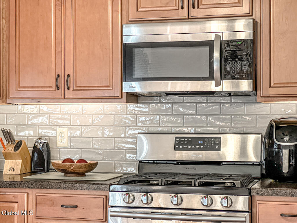 3 Fox Farm Road Queensbury, NY 12804 - Photo 19 of 79 IMG_2372