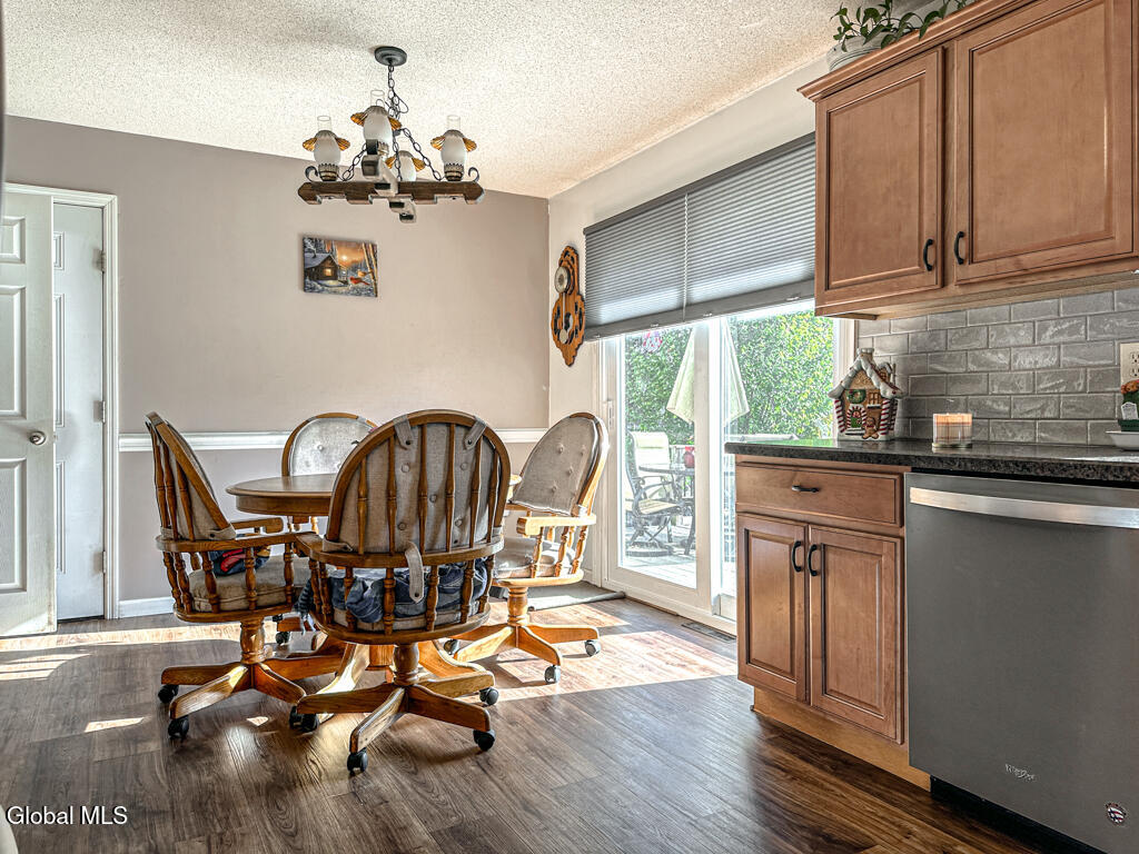 3 Fox Farm Road Queensbury, NY 12804 - Photo 20 of 79 IMG_2368