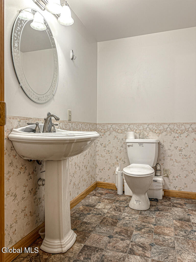 3 Fox Farm Road Queensbury, NY 12804 - Photo 50 of 79 IMG_2401