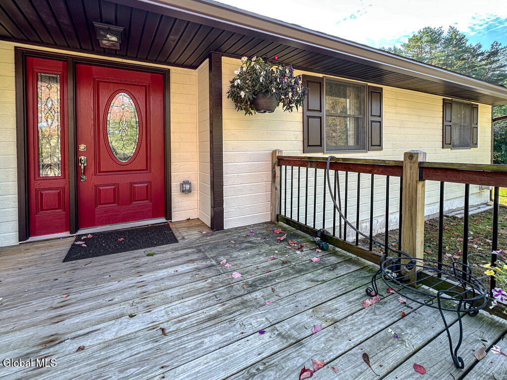 3 Fox Farm Road Queensbury, NY 12804 - Photo 8 of 79 IMG_2488