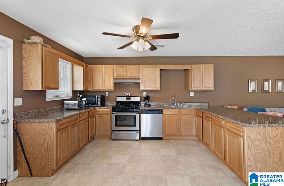 228 County Road 203 Boaz, AL 35957 - Photo 5 of 19
