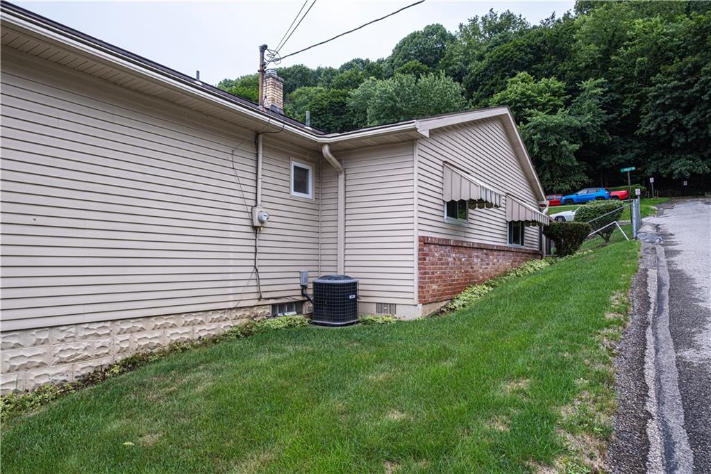 157 Spring Street Pittsburgh, PA 15223 - Photo 20 of 24 Gallery Image 20
