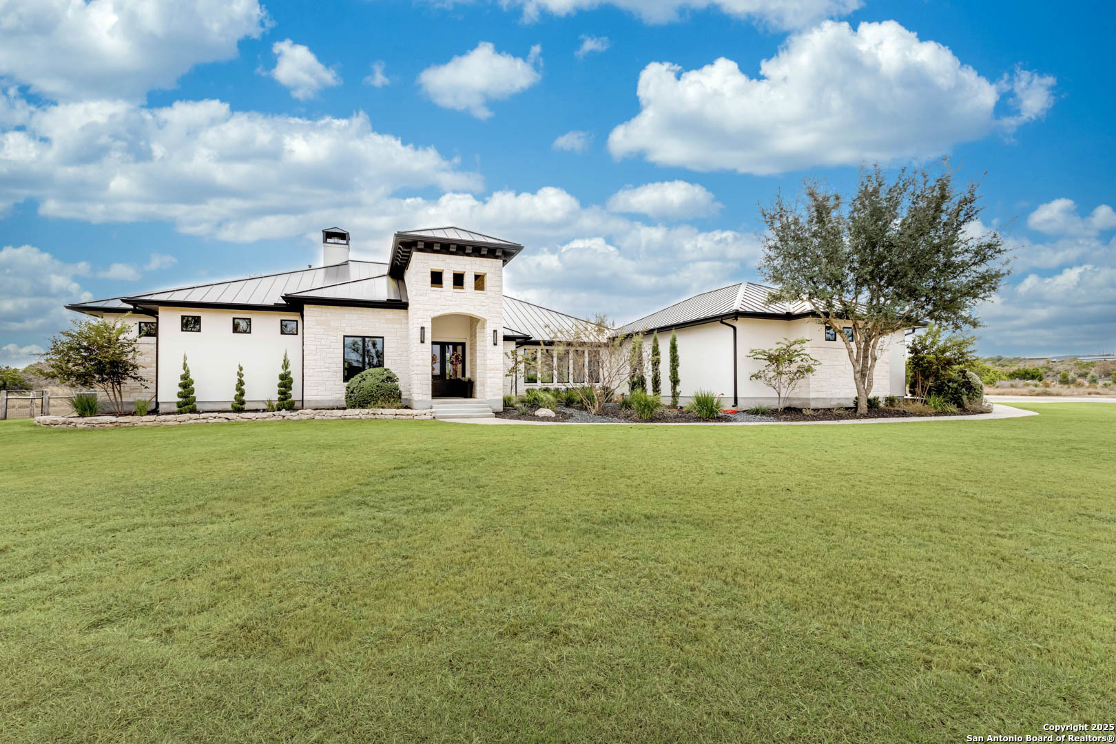 65 Sabinas Rdg Road Boerne, TX 78006 - Photo 2 of 47