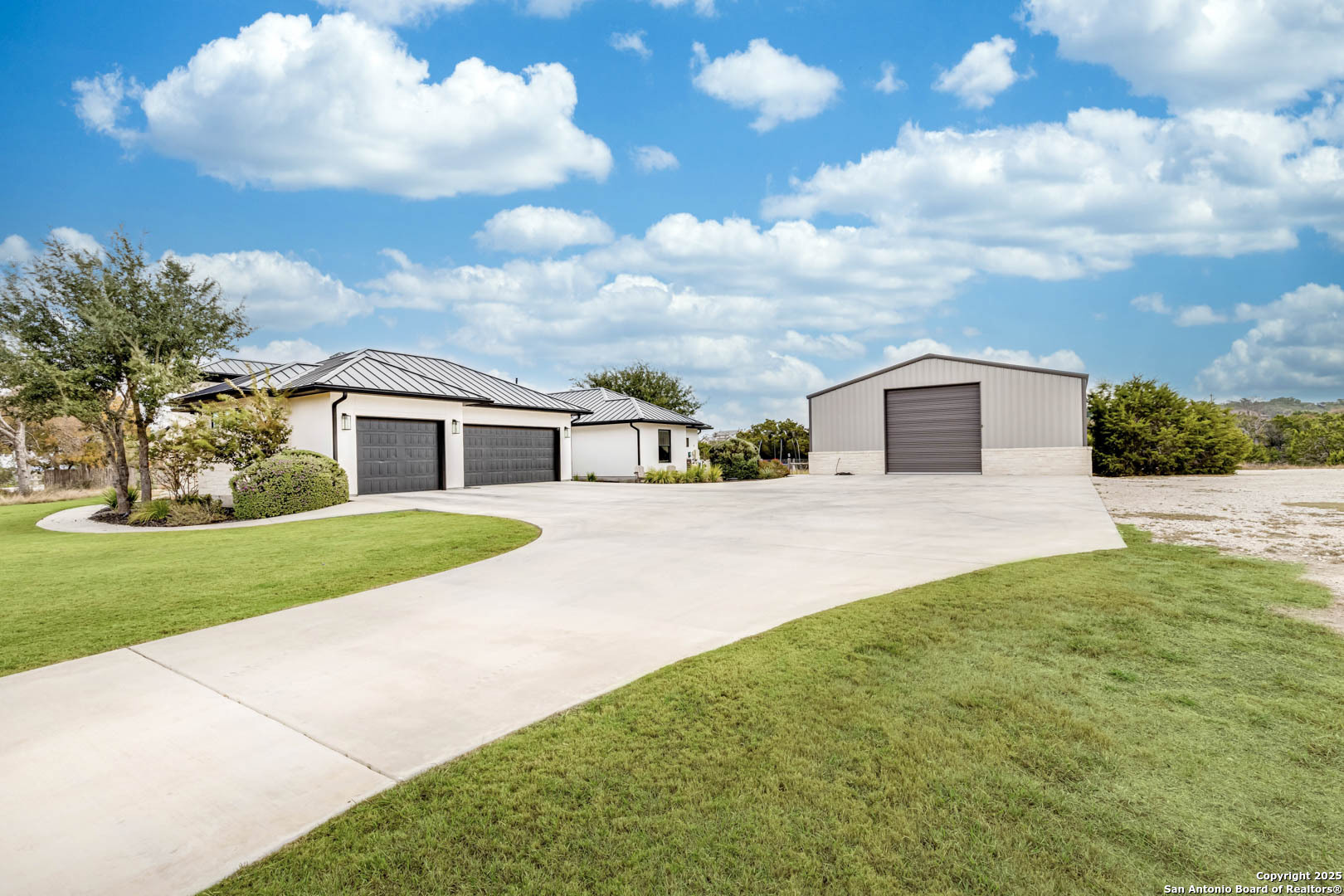 65 Sabinas Rdg Road Boerne, TX 78006 - Photo 3 of 47