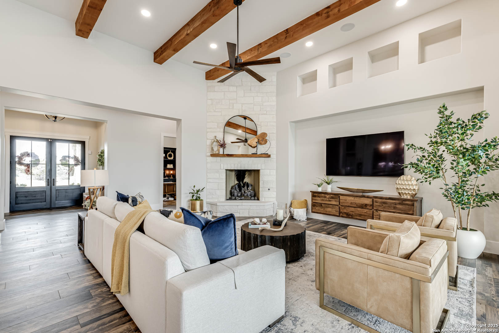 65 Sabinas Rdg Road Boerne, TX 78006 - Photo 9 of 47