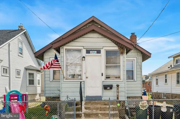 $195,000 | 106 3rd Avenue, Essington, PA 19029