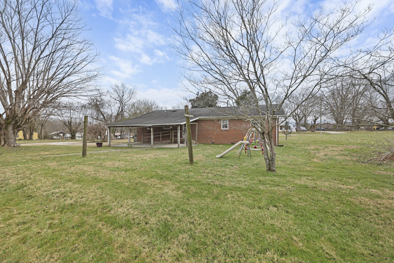 95 Pike Hill Road McMinnville, TN 37110 - Photo 22 of 42 a house view with a garden space