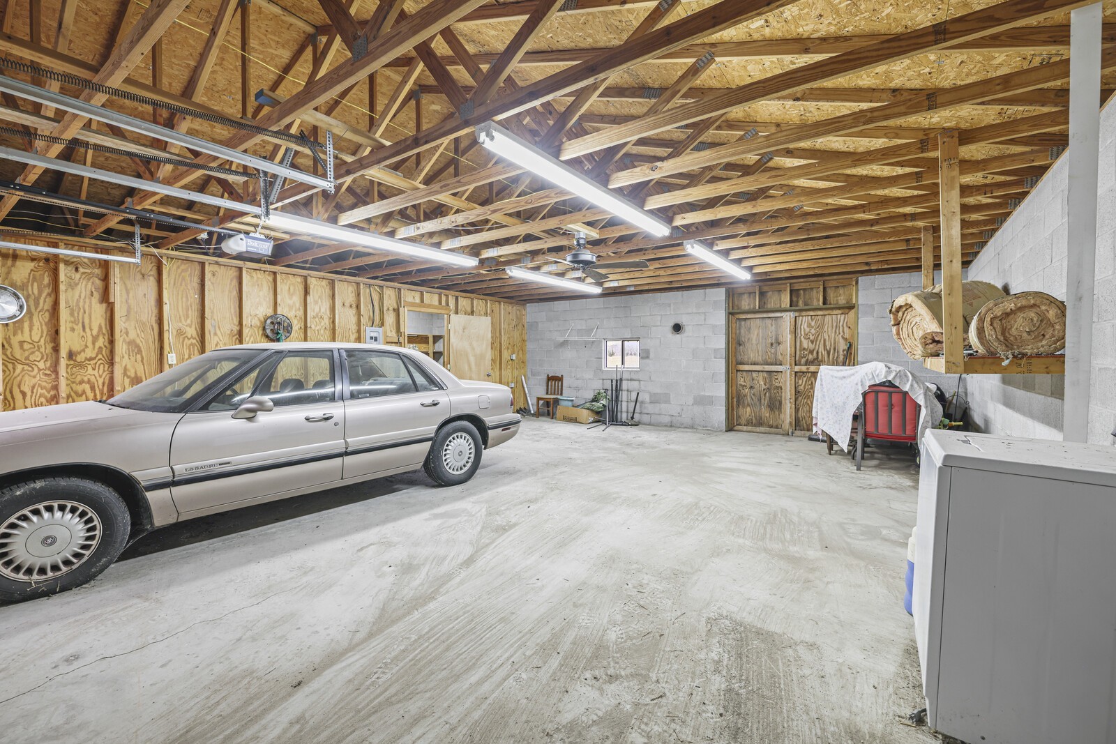 95 Pike Hill Road McMinnville, TN 37110 - Photo 30 of 42 a view of a cars parking space