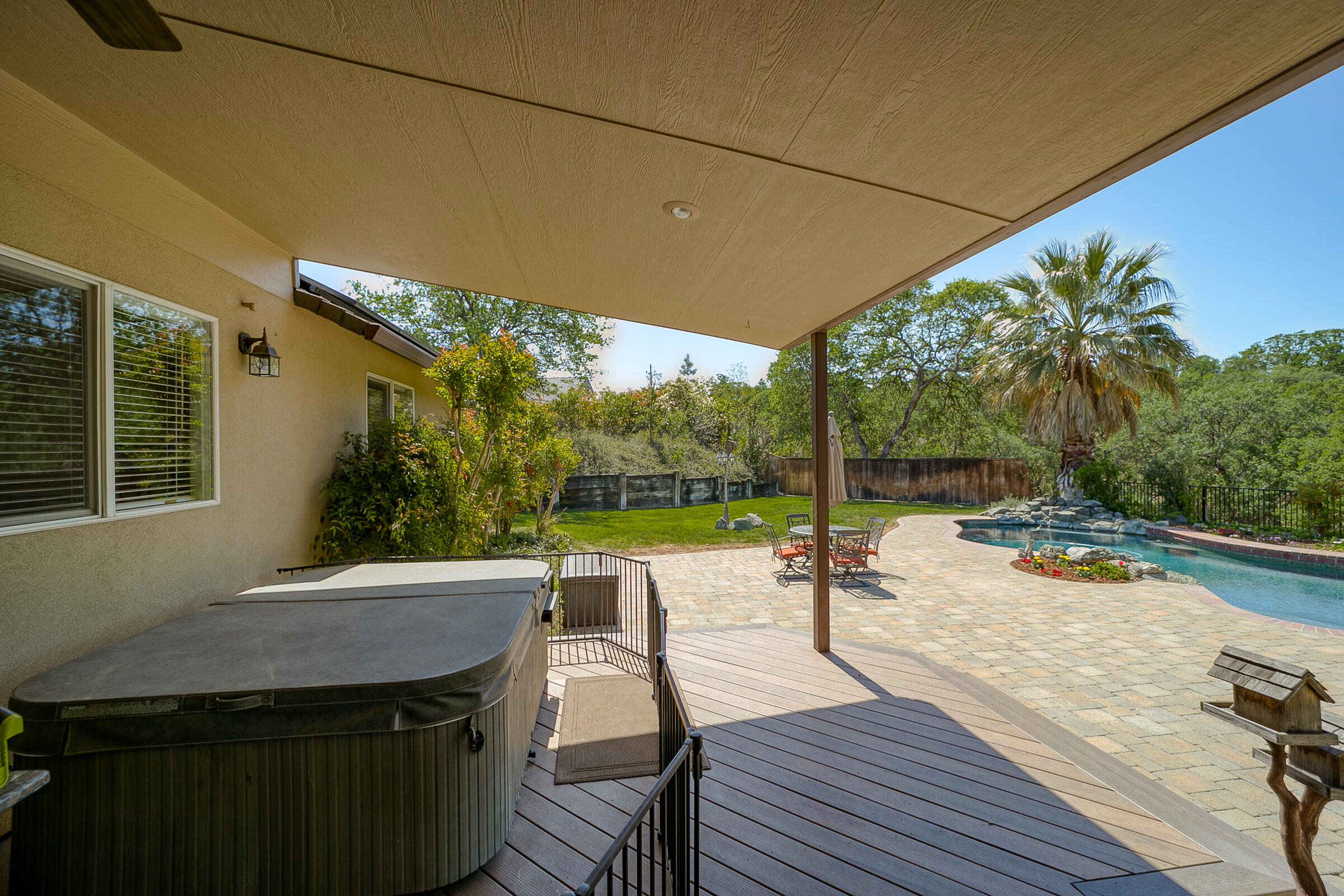 14385 Del Oro Court Red Bluff, CA 96080 - Photo 19 of 33 a view of a patio with swimming pool