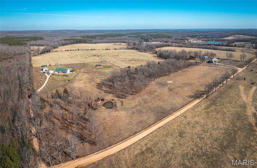 37595 Westgate Road Plato, MO 65552 - Photo 5 of 83