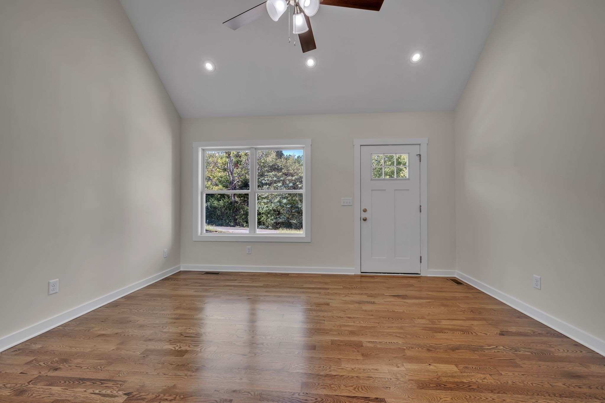 824 Jason Chapel Road Dickson, TN 37055 - Photo 5 of 29