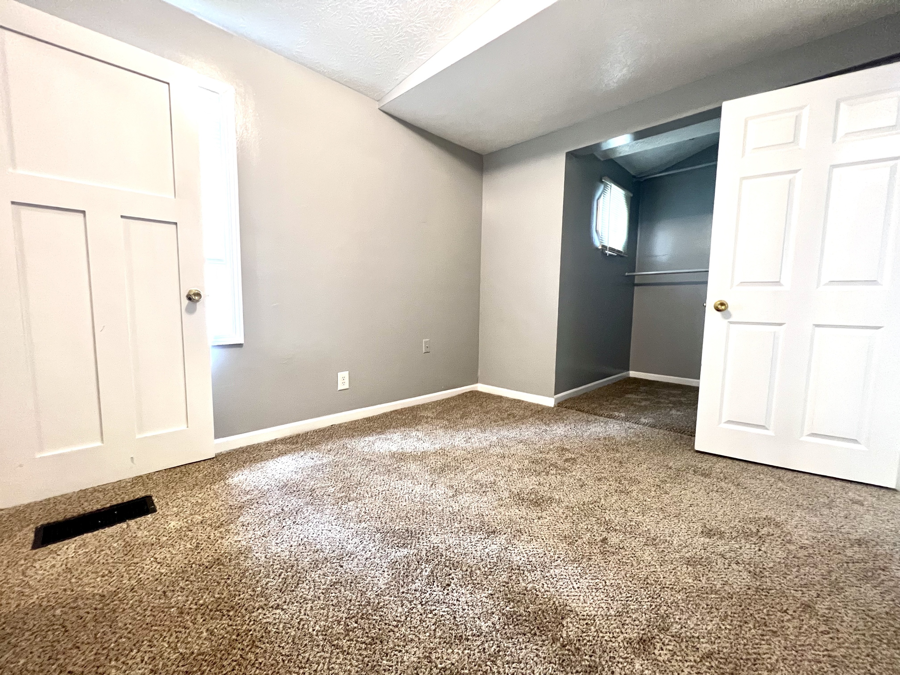 3343 Collier Street Indianapolis, IN 46221 - Photo 12 of 14