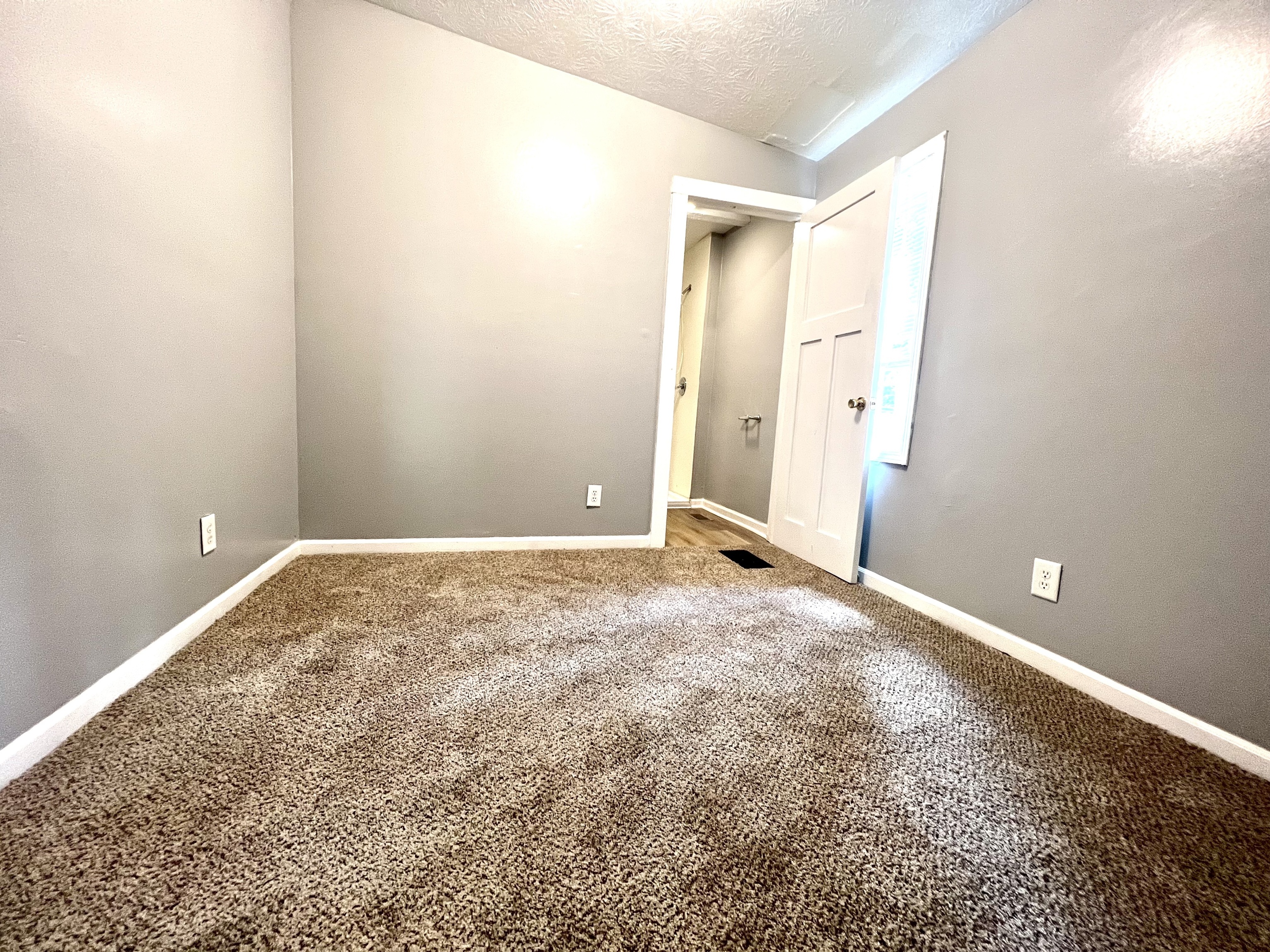 3343 Collier Street Indianapolis, IN 46221 - Photo 6 of 14