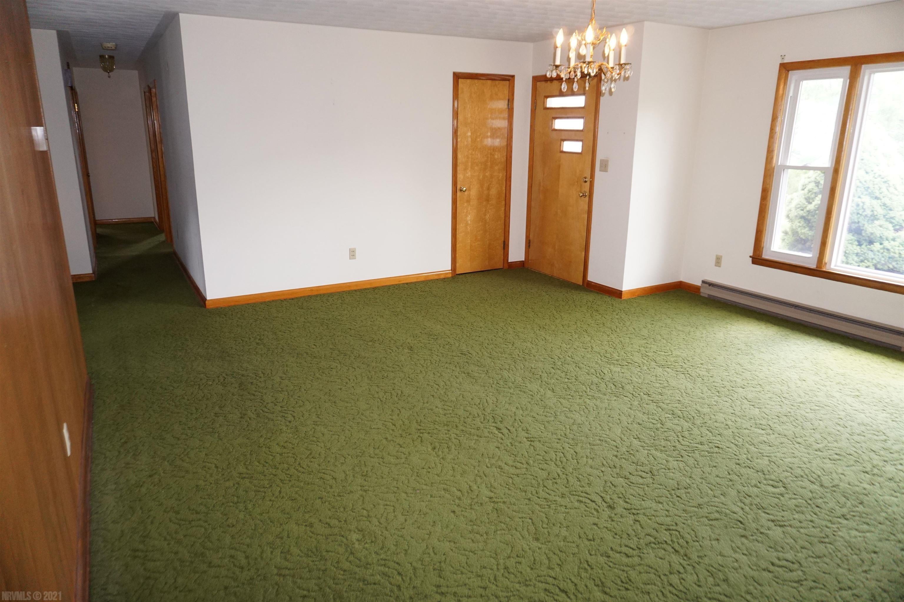 149 Whitlow Road Narrows, VA 24124 - Photo 24 of 62 Gallery Image 24