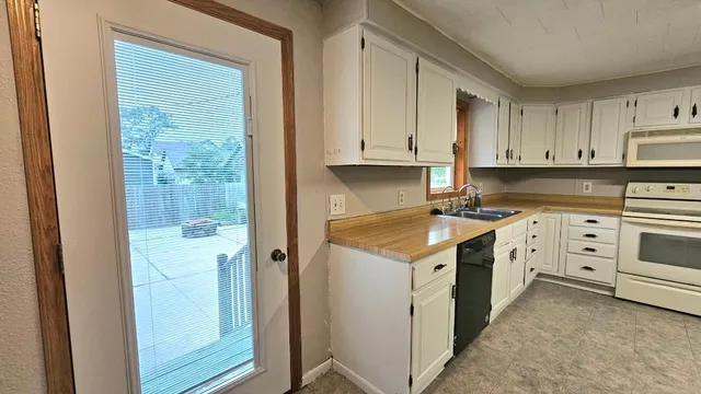 $149,900 | 719 4th Street, Graceville, MN 56240