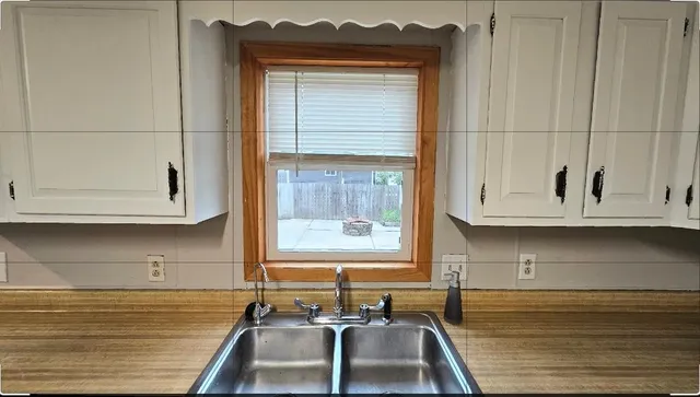 $149,900 | 719 4th Street, Graceville, MN 56240