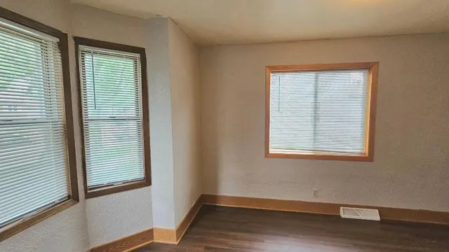 $149,900 | 719 4th Street, Graceville, MN 56240