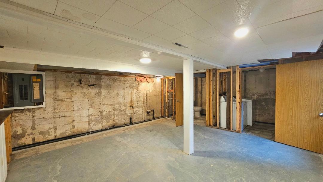 719 4th Street Graceville, MN 56240 - Photo 36 of 49