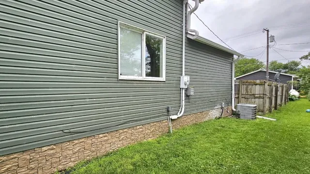 $149,900 | 719 4th Street, Graceville, MN 56240