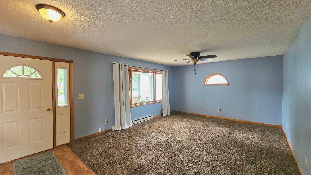 719 4th Street Graceville, MN 56240 - Photo 8 of 49