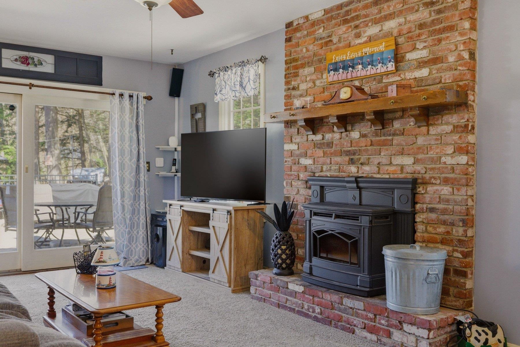25 Tingley Street Rochester, NH 03867 - Photo 15 of 37 Gallery Image 15