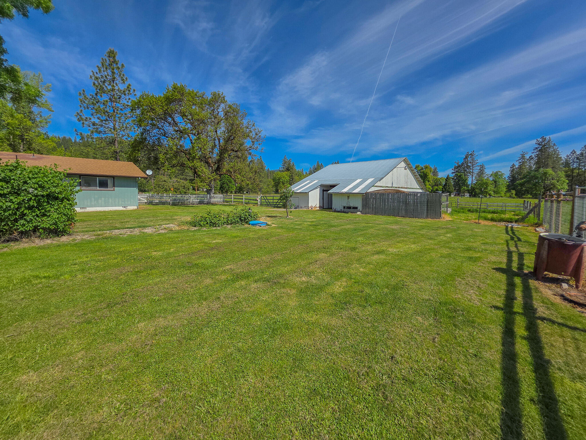 975 Cedar Flat Road Williams, OR 97544 - Photo 13 of 72 20250505_104604