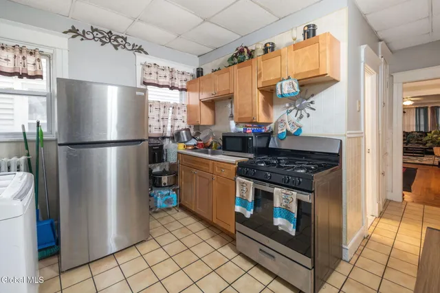 $385,000 | 85 South Pine Avenue, Albany, NY 12208