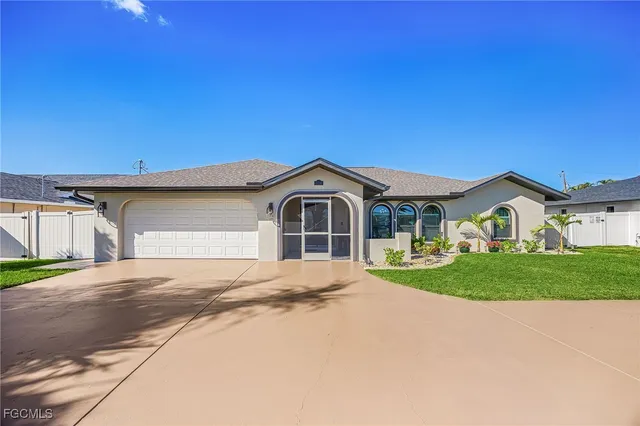 $374,988 | 3714 Palm Tree Boulevard, Cape Coral, FL 33904
