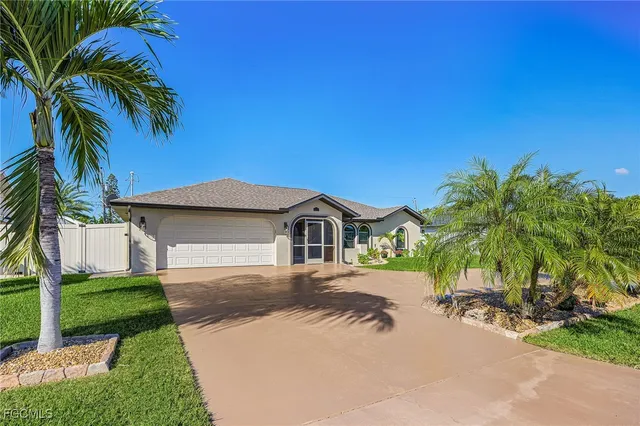 $374,988 | 3714 Palm Tree Boulevard, Cape Coral, FL 33904