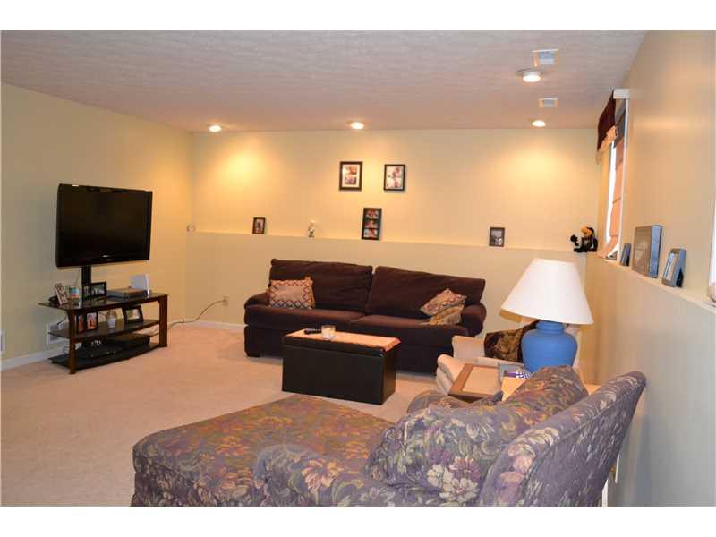 167 Dance Hall Road Apollo, PA 15613 - Photo 7 of 18 Family Room.