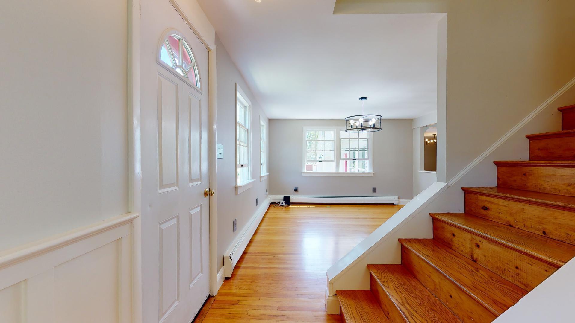 260 North Road Yarmouth, ME 04096 - Photo 18 of 57 37-web-or-mls-260-North-Rd-07132022_0640