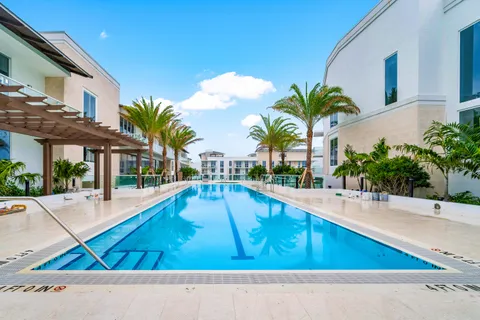 $3,795,000 | 200 Southeast Mizner Boulevard, Unit 707, Boca Raton, FL 33432