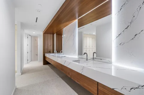 $3,795,000 | 200 Southeast Mizner Boulevard, Unit 707, Boca Raton, FL 33432