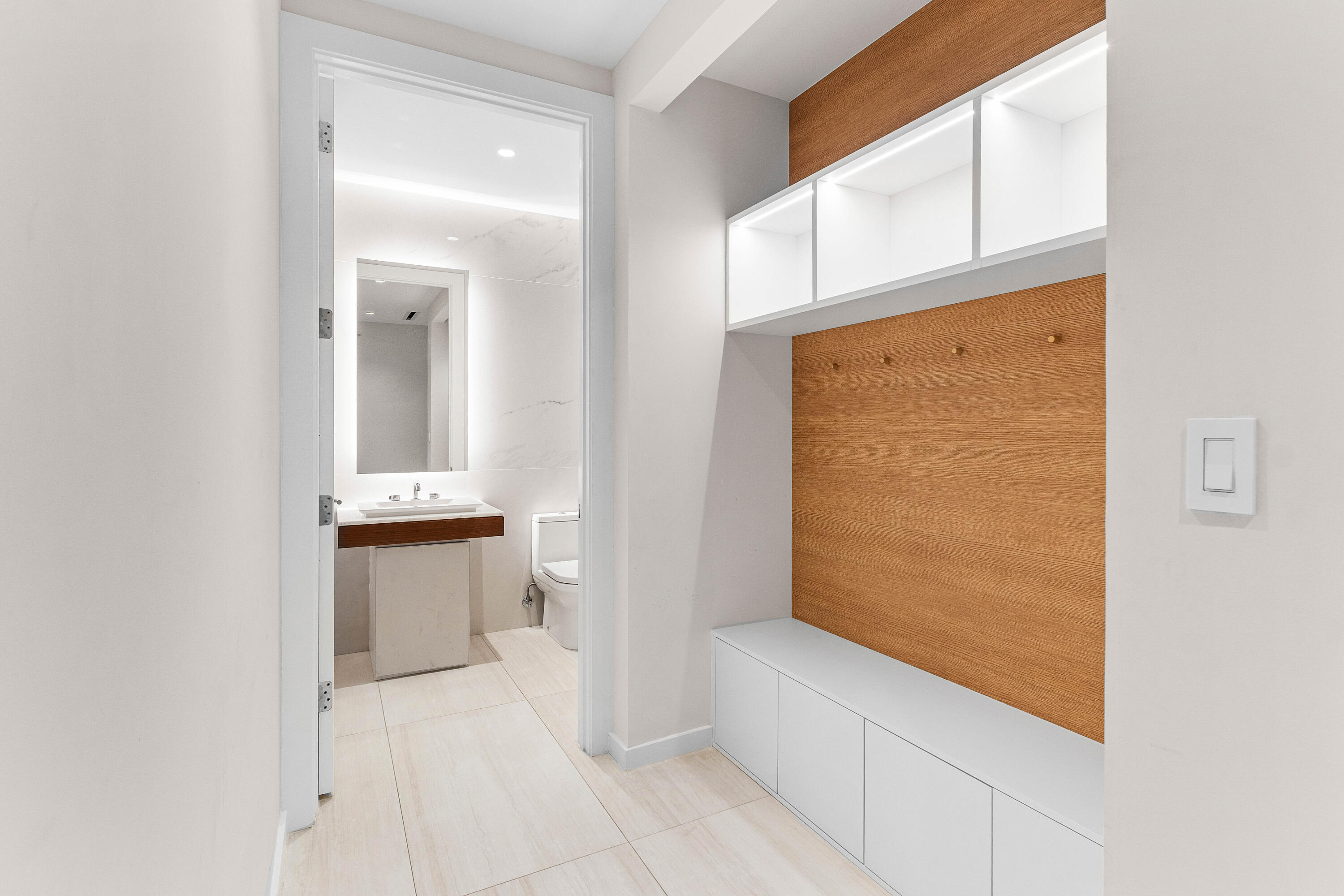 200 Southeast Mizner Boulevard, Unit 707 Boca Raton, FL 33432 - Photo 14 of 119 ALINA 200 UNIT 707