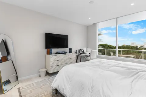 $3,795,000 | 200 Southeast Mizner Boulevard, Unit 707, Boca Raton, FL 33432