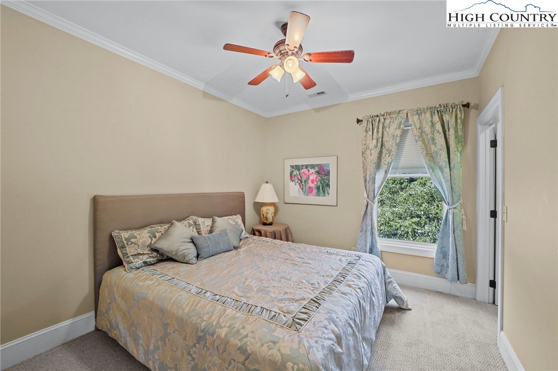 180 Gateway Drive, Unit 402 Boone, NC 28607 - Photo 22 of 35