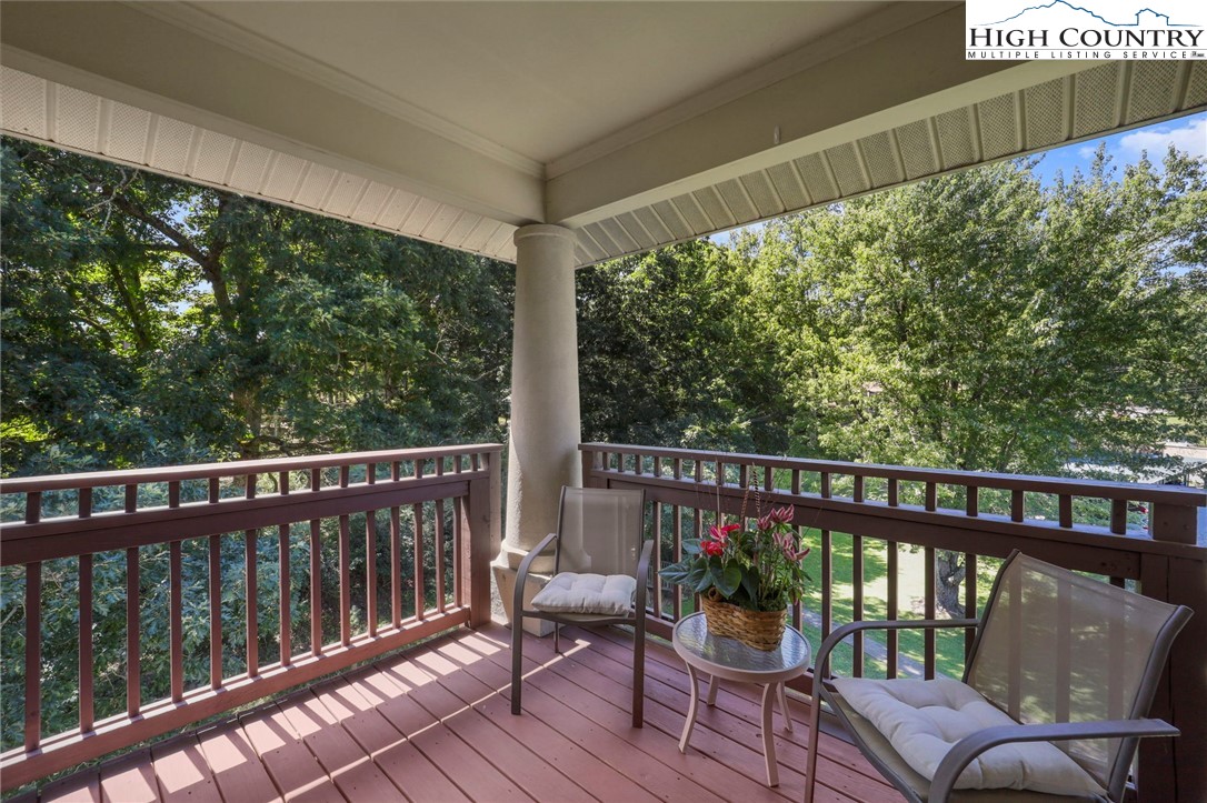 180 Gateway Drive, Unit 402 Boone, NC 28607 - Photo 5 of 35